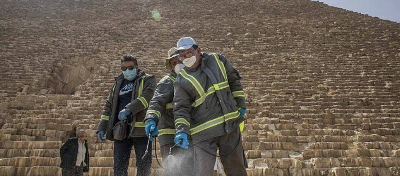 Κορωνοϊός: Αυξήθηκε ο αριθμός των ημερήσιων νεκρών στην Αίγυπτο - Νέα πιο αυστηρά μέτρα